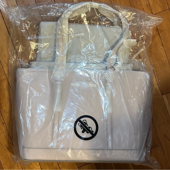 NWT MICHAEL KORS Jet Set Travel Large Saffiano Leather Tote Bag (Z001) - Picture 6 of 6